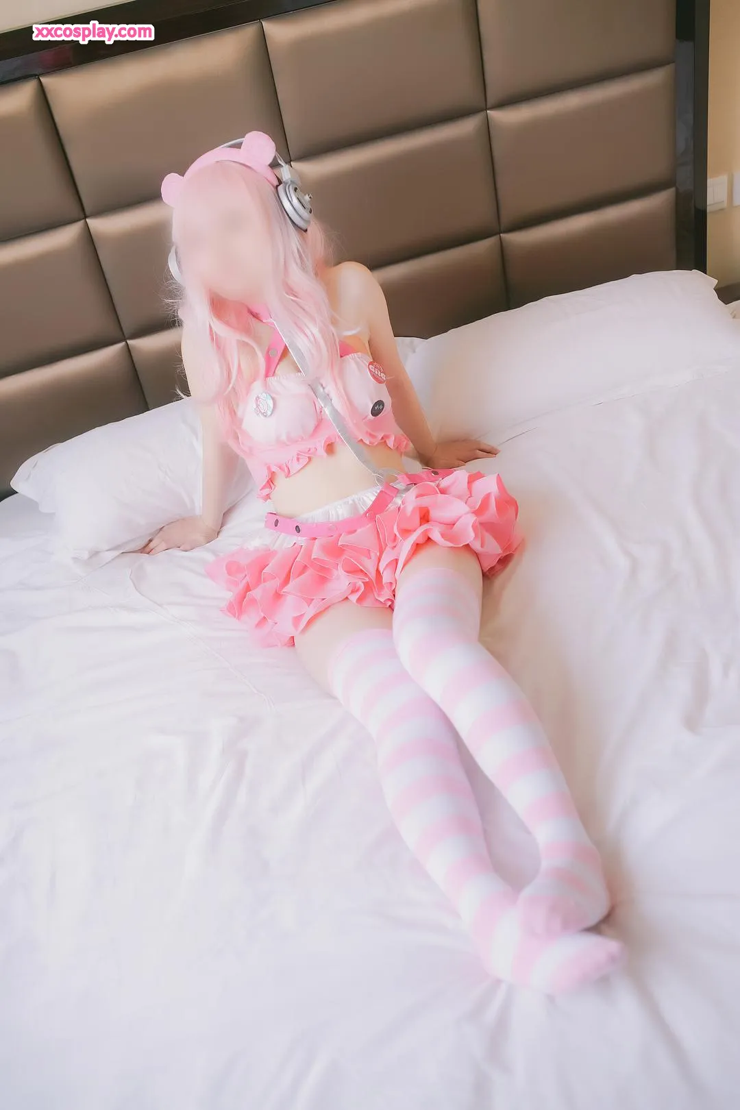 Shoujo Eiga: Super Sonico Gewalttätiger Bär Cosplay